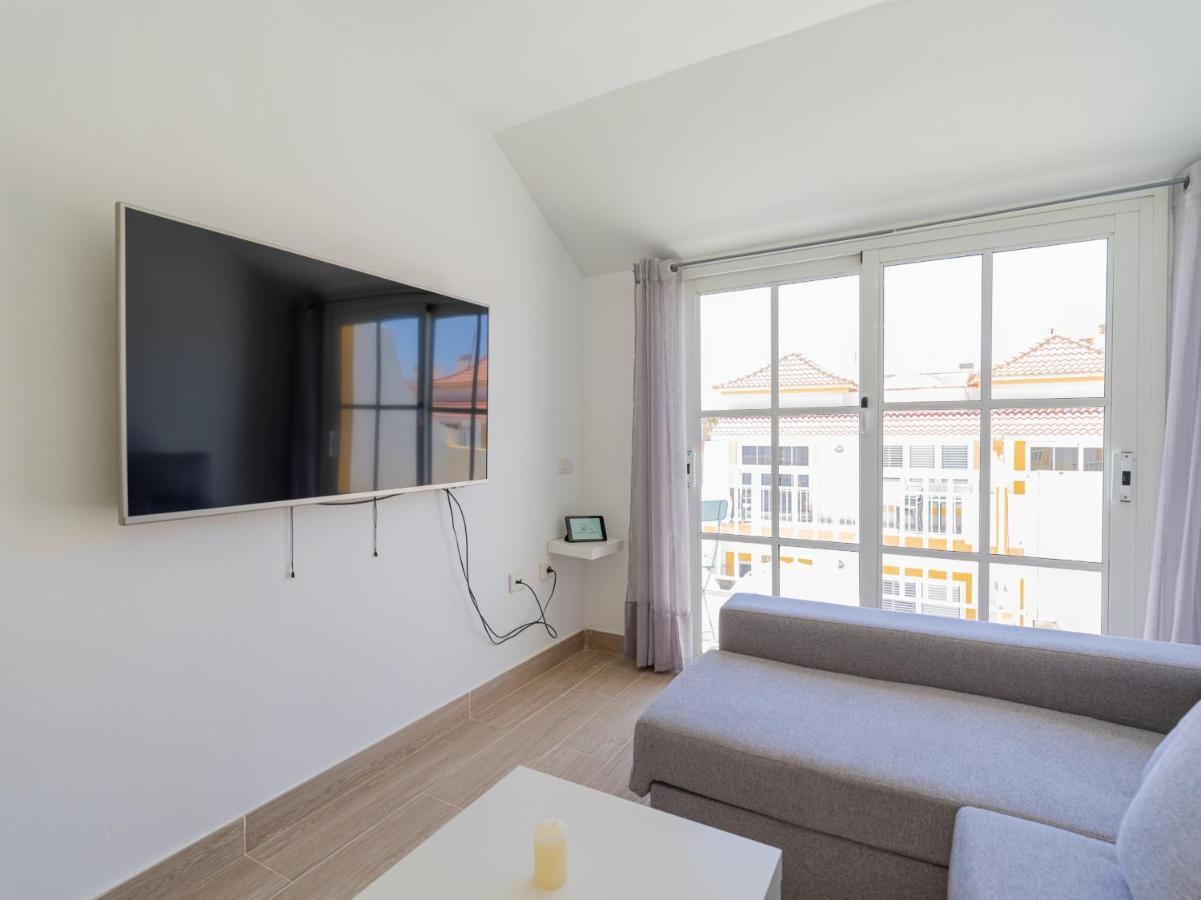 Apartamento En El Castillo Con Piscina 科斯塔卡莱塔 外观 照片