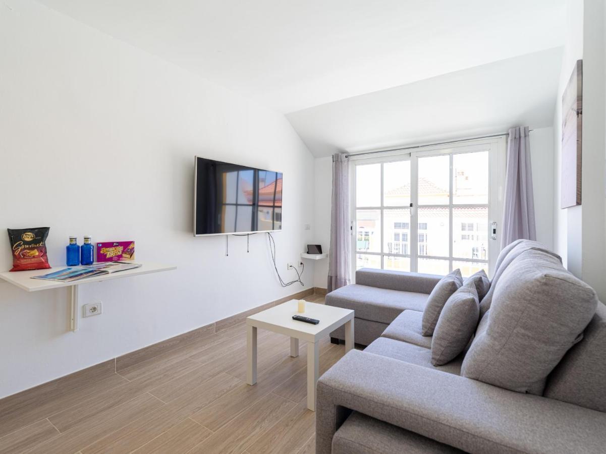 Apartamento En El Castillo Con Piscina 科斯塔卡莱塔 外观 照片