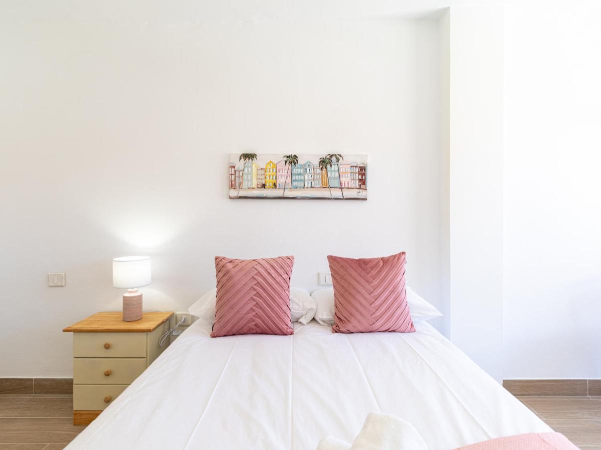 Apartamento En El Castillo Con Piscina 科斯塔卡莱塔 外观 照片