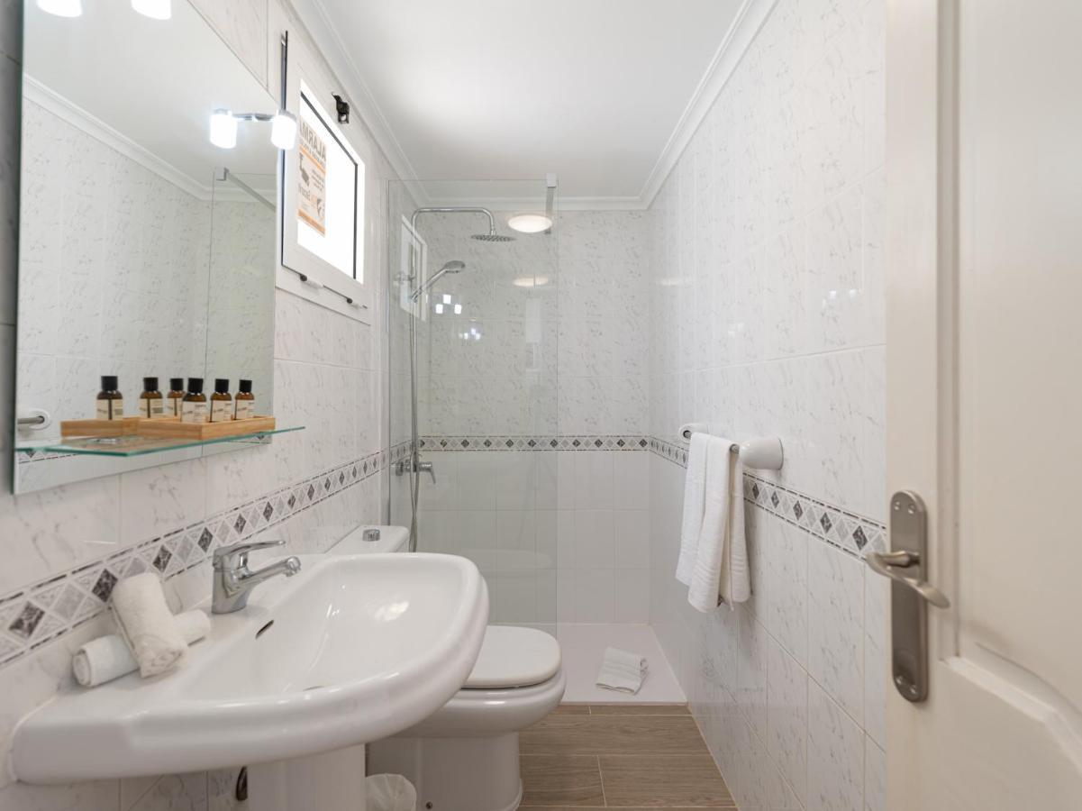 Apartamento En El Castillo Con Piscina 科斯塔卡莱塔 外观 照片